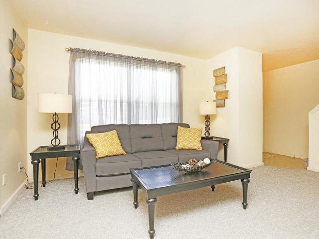 2 BR, 1.5 BA Apartment 620 Willow Pond Road Unit W0721, Rantoul, IL 61866