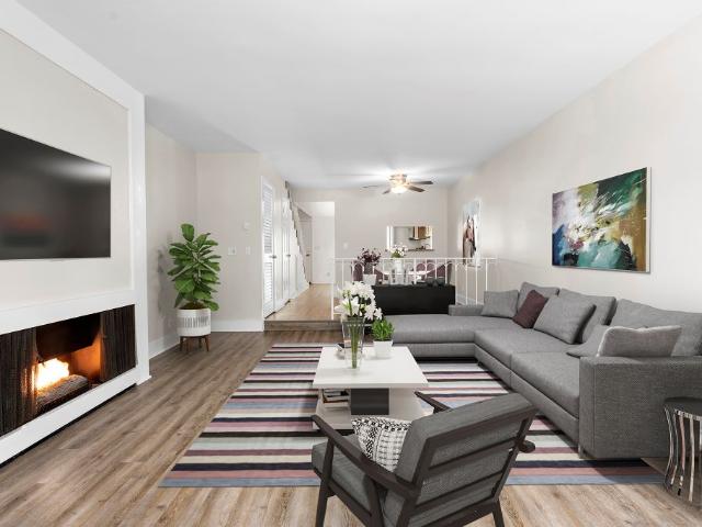 2 BR, 1.5 BA Apartment 6220 Bristol Parkway Unit 5884G, Culver City, CA 90230