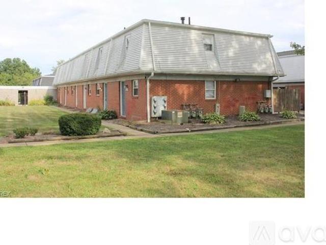 2 BR, 1.5 BA Apartment 6616 Casper Ave NW, Unit 6616, Canton, OH 44718