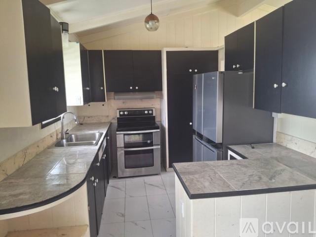 2 BR, 1.5 BA Apartment 673 West Kawailani Street, Hilo, HI 96720