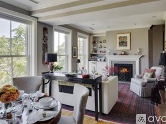 2 BR, 1.5 BA Apartment 6 Edgerly Pl, Unit 54, Boston, MA 02116
