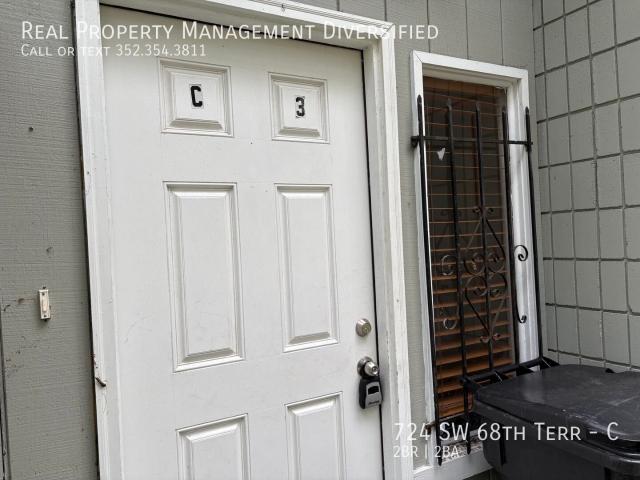 2 BR, 1.5 BA Apartment 724 SW 68th Terr, Gainesville, FL 32607