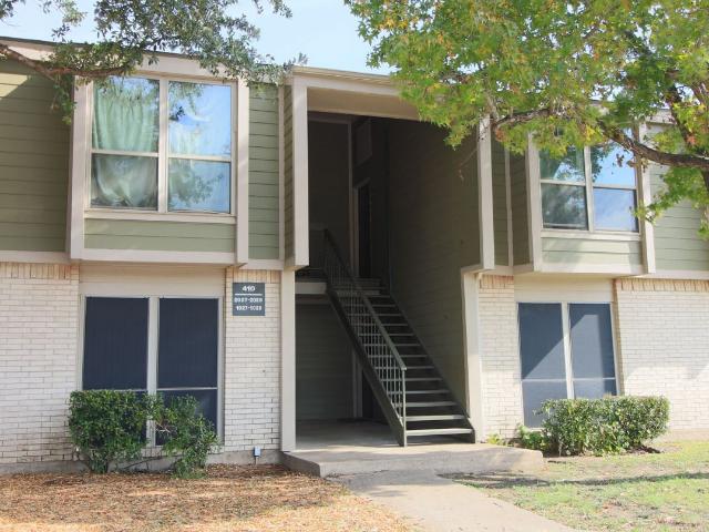 2 BR, 1.5 BA Apartment 7250 Elam Road Unit 2060, Dallas, TX 75217