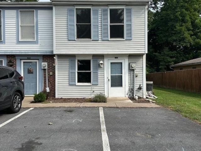 2 BR, 1.5 BA Apartment 729 Valley St, Marysville, PA 17053