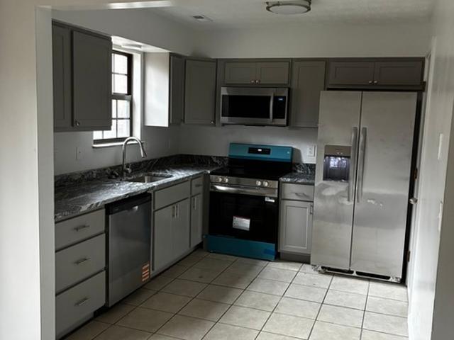2 BR, 1.5 BA Apartment 720 Ohio Pike, Unit G, Cincinnati, OH 45245