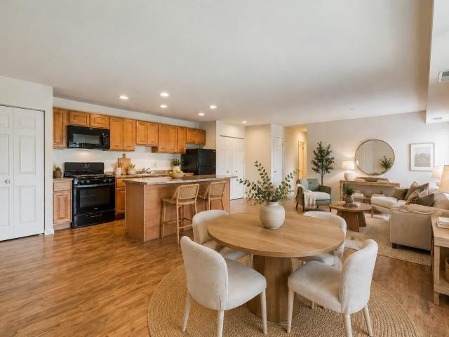 2 BR, 1.5 BA Apartment 7226 Oak Haven Circle Unit 100, Windsor Mill, MD 21244
