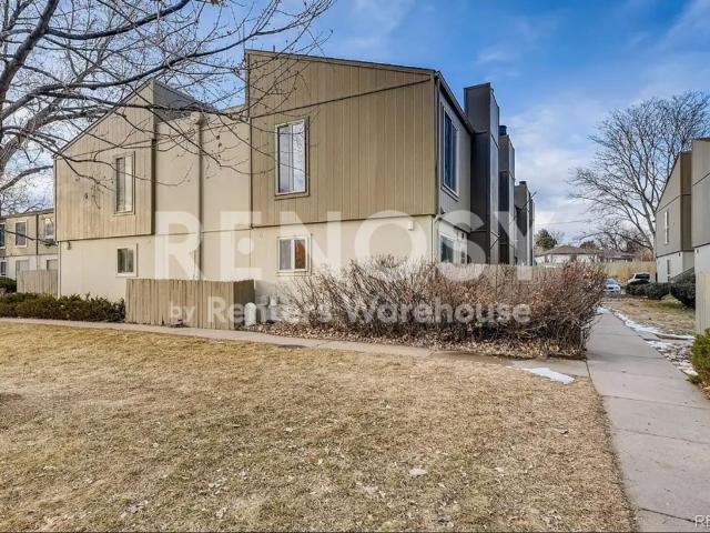 2 BR, 1.5 BA Apartment 7373 W. Florida Ave, Lakewood, CO 80232
