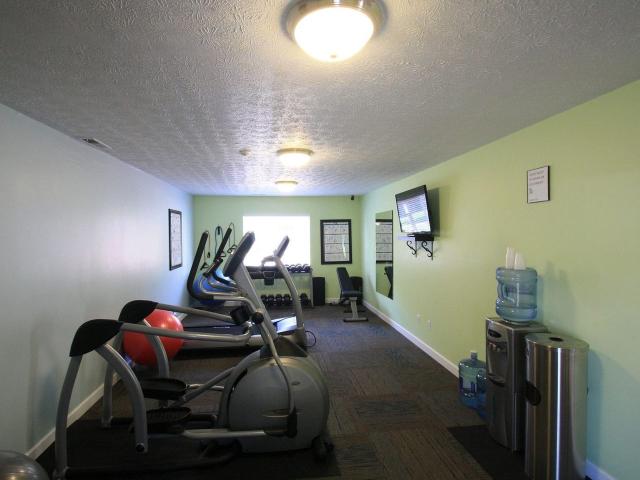 2 BR, 1.5 BA Apartment 75 N Orchard Dr Unit 0418, Warsaw, IN 46582