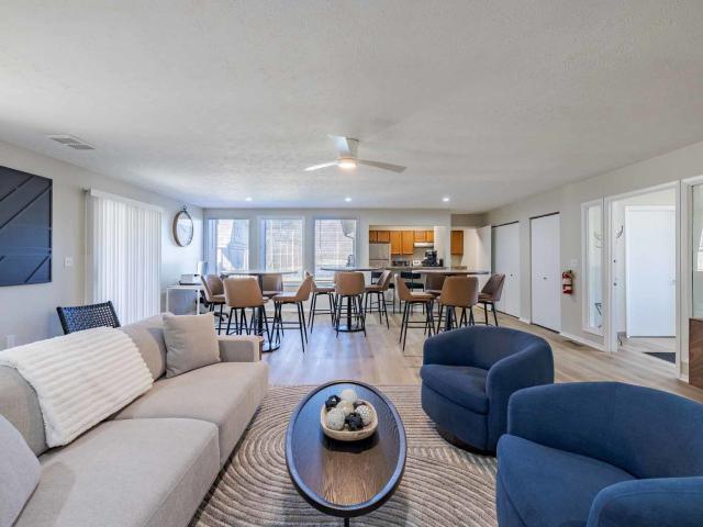 2 BR, 1.5 BA Apartment 767 Hopetown Rd Unit H 04, Chillicothe, OH 45601