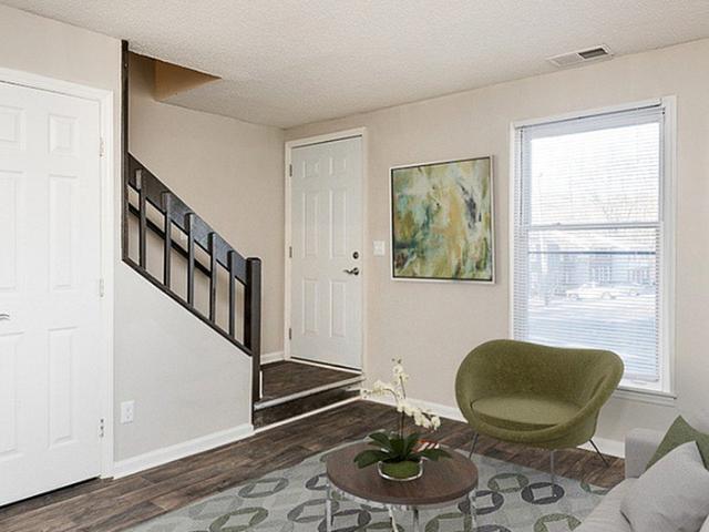 2 BR, 1.5 BA Apartment 776 White Oaks Road Unit 1102, Mooresville, NC 28115