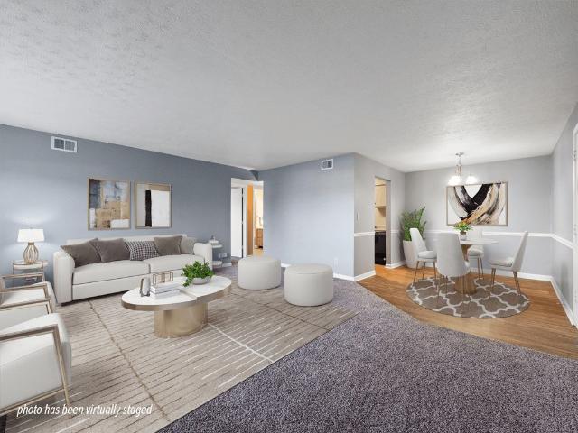 2 BR, 1.5 BA Apartment 790 Irving Dr Unit 068, Clarksville, IN 47129