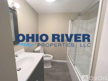2 BR, 1.5 BA Apartment 800 Northwood Ct, Unit 303, Wheeling, WV 26003