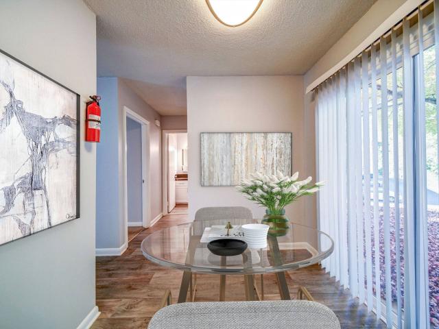 2 BR, 1.5 BA Apartment 818 2nd Street PI NE Unit 40, Hickory, NC 28601