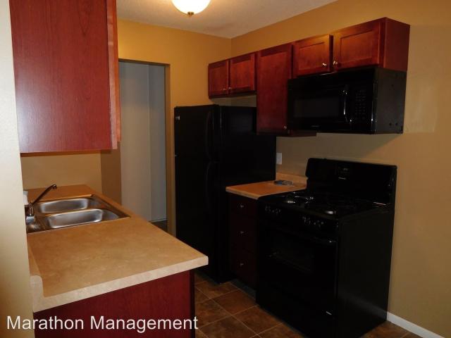 2 BR, 1.5 BA Apartment 832 3rd Ave Unit 2308, Excelsior, MN 55331