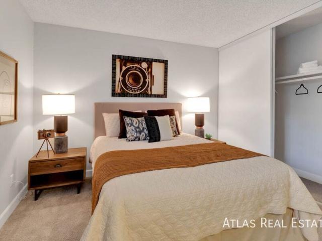 2 BR, 1.5 BA Apartment 848 S Dexter Street, Denver, CO 80246