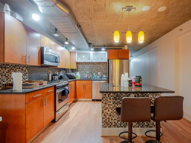 2 BR, 1.5 BA Apartment 929 Florida Ave NW, Washington, DC 20001