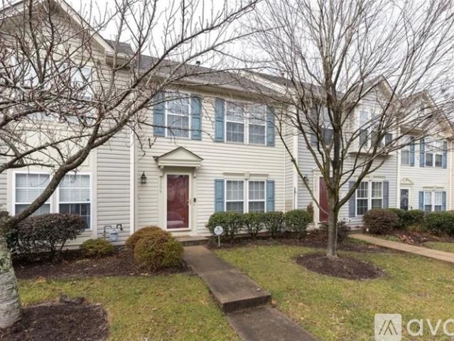 2 BR, 1.5 BA Apartment 9306 Silverbush Dr, Unit 9306, Richmond, VA 23228