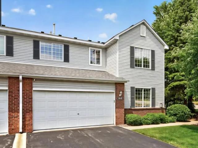2 BR, 1.5 BA Apartment 9649 Peony Ln N, Maple Grove, MN 55311