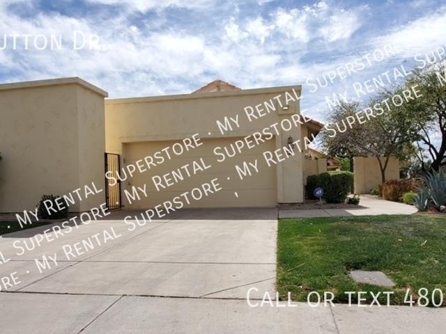 2 BR, 1.5 BA Apartment 9657 E Sutton Dr, Scottsdale, AZ 85260