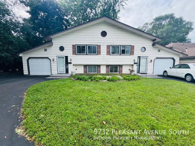 2 BR, 1.5 BA Apartment 9732 Pleasant Avenue South, Bloomington, MN 55420