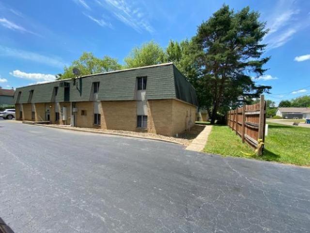 2 Br, 1 bath, Apartment 21 Wayne St