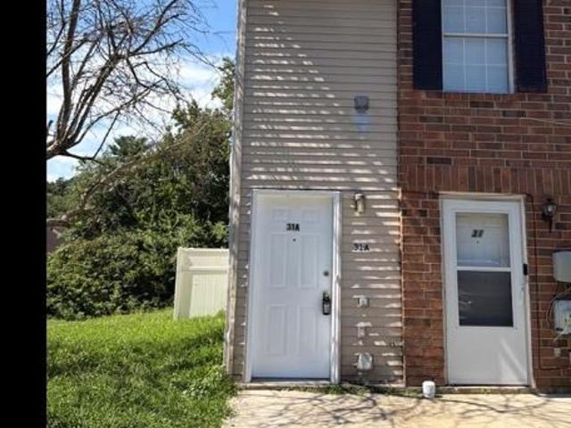 2 Br, 1 bath, Apartment 31 Revelle Street