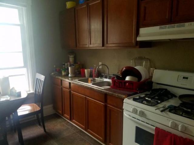 2 Br, 1 bath, Apartment 409 Lafond Avenue