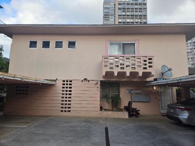 2 Br, 1 bath, Condo 538 Kamoku St