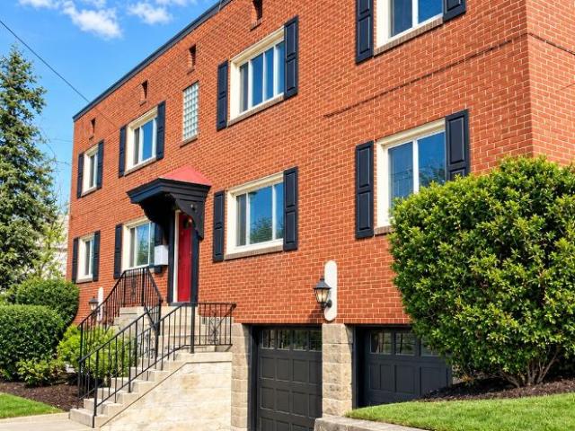 2 Br, 1 bath, Condo 1615 Sumac