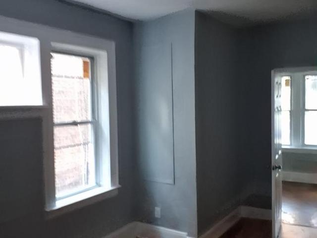 2 Br, 1 bath, Condo 193 S Munn Ave