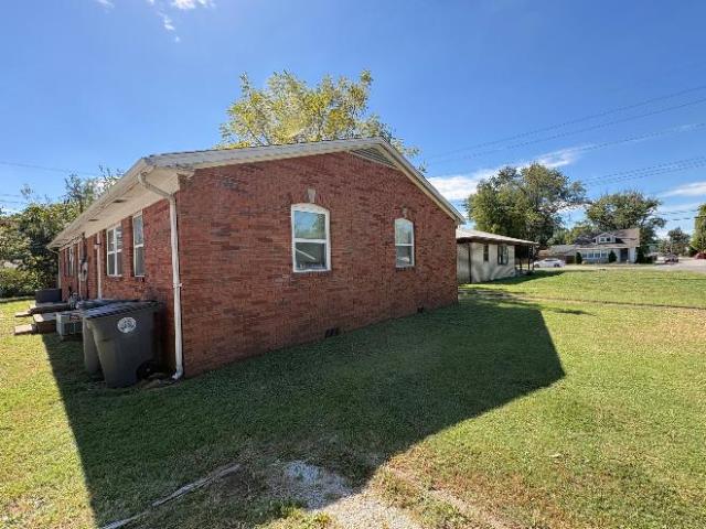 2 Br, 1 bath, Condo 2007 Monroe Ave