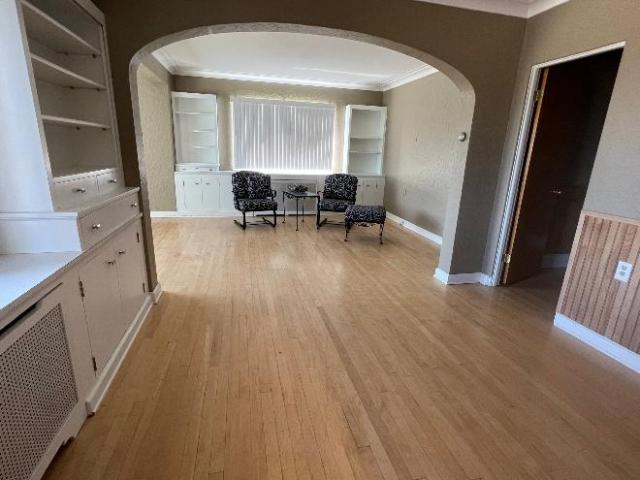 2 Br, 1 bath, Single Family 000 Senic Hwy