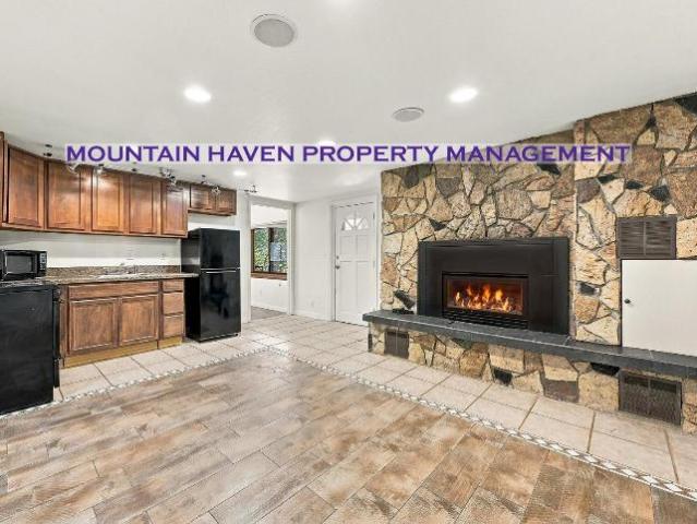 2 Br, 1 bath, Single Family 19598 Hill Drive