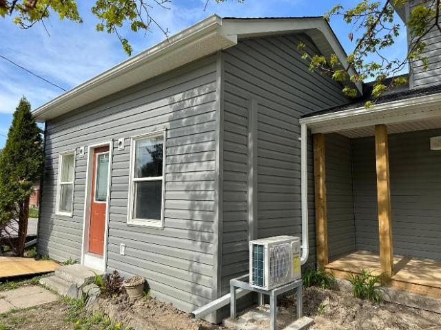 2 Br, 1 bath, Single Family 1119 King St