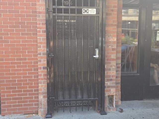 2 Br, 1 bath, Single Family 119 1/2 N Broadway