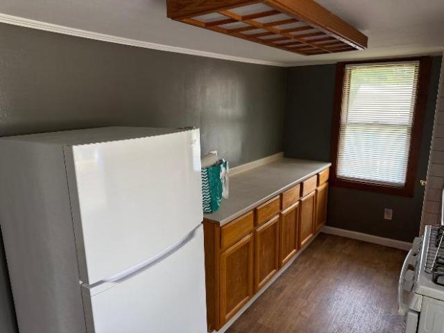 2 Br, 1 bath, Single Family 124 Princeton Ave