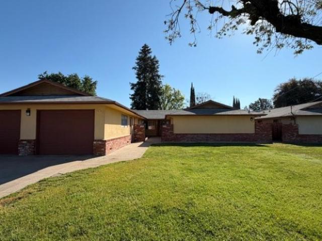 2 Br, 1 bath, Single Family 2020 Rose Avenue