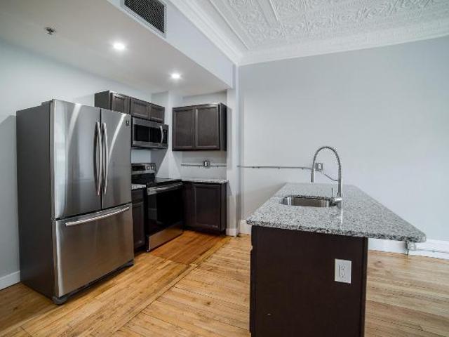 2 Br, 1 bath, Single Family 22 State St