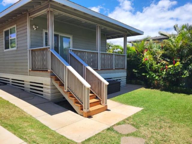 2 Br, 1 bath, Single Family 358 Kaiwahine St