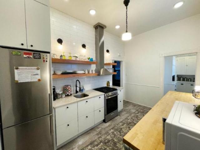 2 Br, 1 bath, Single Family 331 State Street