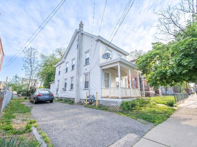 2 Br, 1 bath, Single Family 53 E Hancock St