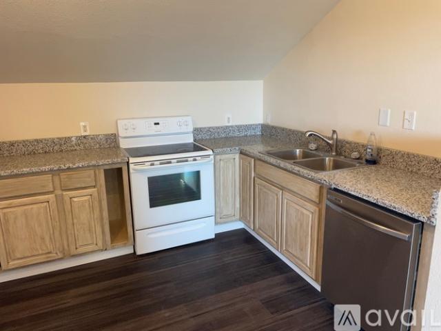 2 BR, 1 BA Apartment North Canyon Lake, Unit 202, Canyon Lake, TX 78133