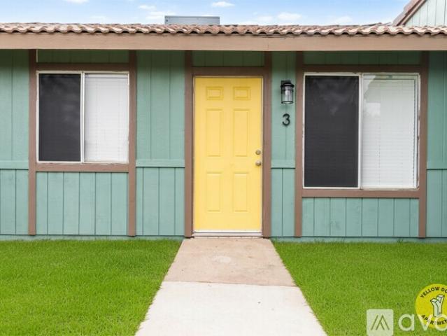2 BR, 1 BA Apartment Denver Ave, Unit 3, Merced, CA 95348