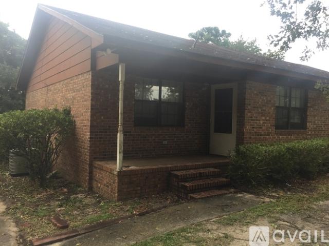 2 BR, 1 BA Apartment Princess Ln, Unit 105B, Statesboro, GA 30461