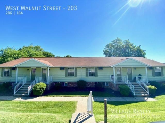 2 BR, 1 BA Apartment West Walnut Street, Yoe, PA 17313