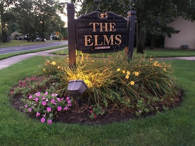 2 BR, 1 BA Apartment Windwood Dr, Unit 2, Windsor Locks, CT 06096