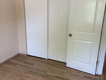 2 BR, 1 BA Apartment 1015 York Ave, St Paul, MN 55106