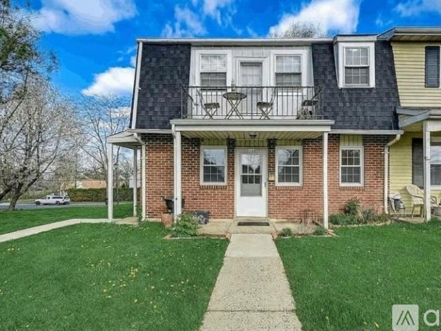 2 BR, 1 BA Apartment 143 Reliance Pl, Unit 1, Telford, PA 18969