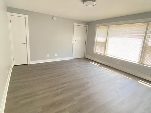 2 BR, 1 BA Apartment 14015 S Stewart Ave, Unit 1W, Riverdale, IL 60827