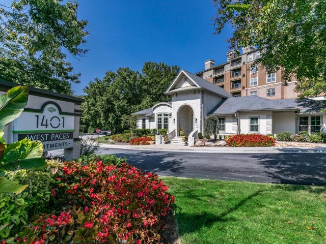 2 BR, 1 BA Apartment 1401 W Paces Ferry Rd NW Unit 3116, Atlanta, GA 30327